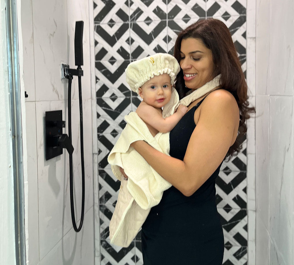 BoraBaby towel holds your baby securely during bathtime